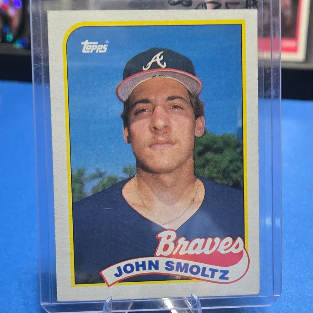 1989 Topps #382 John Smoltz (HOF) (RC)